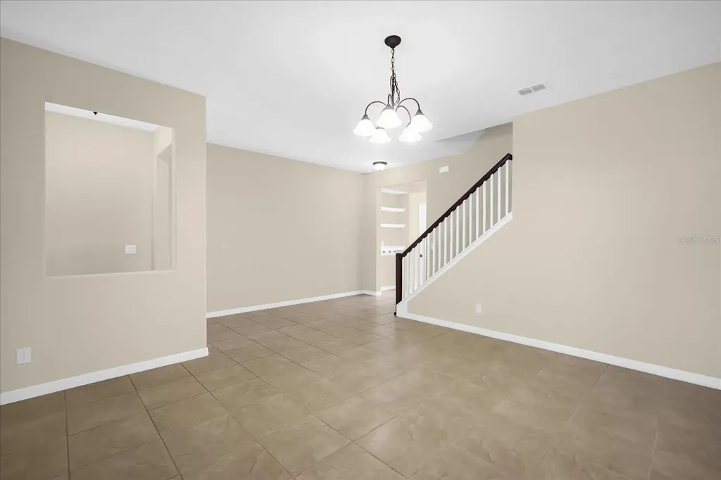 8943 Hildreth Avenue Orlando FL 32832