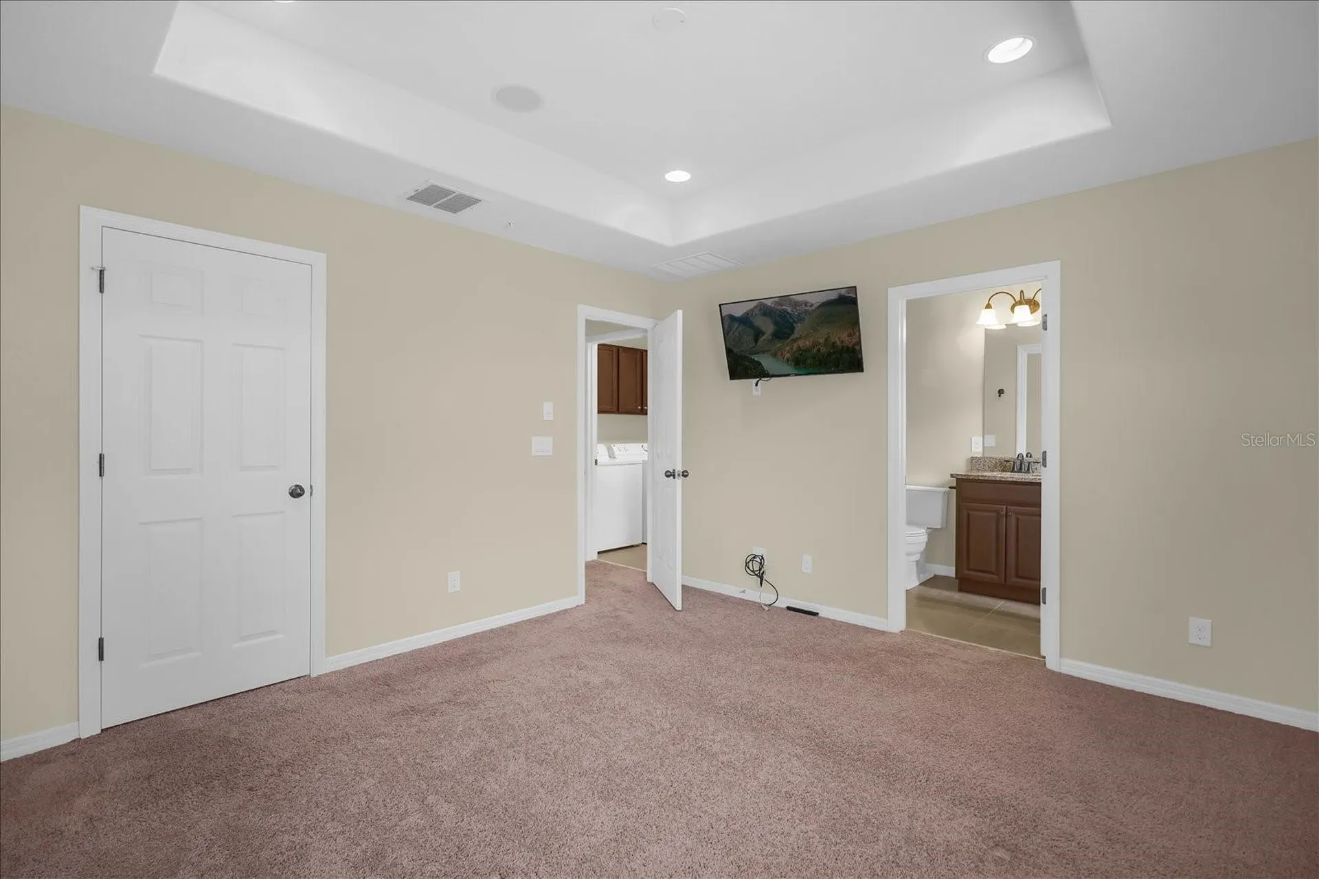 8943 Hildreth Avenue Orlando FL 32832