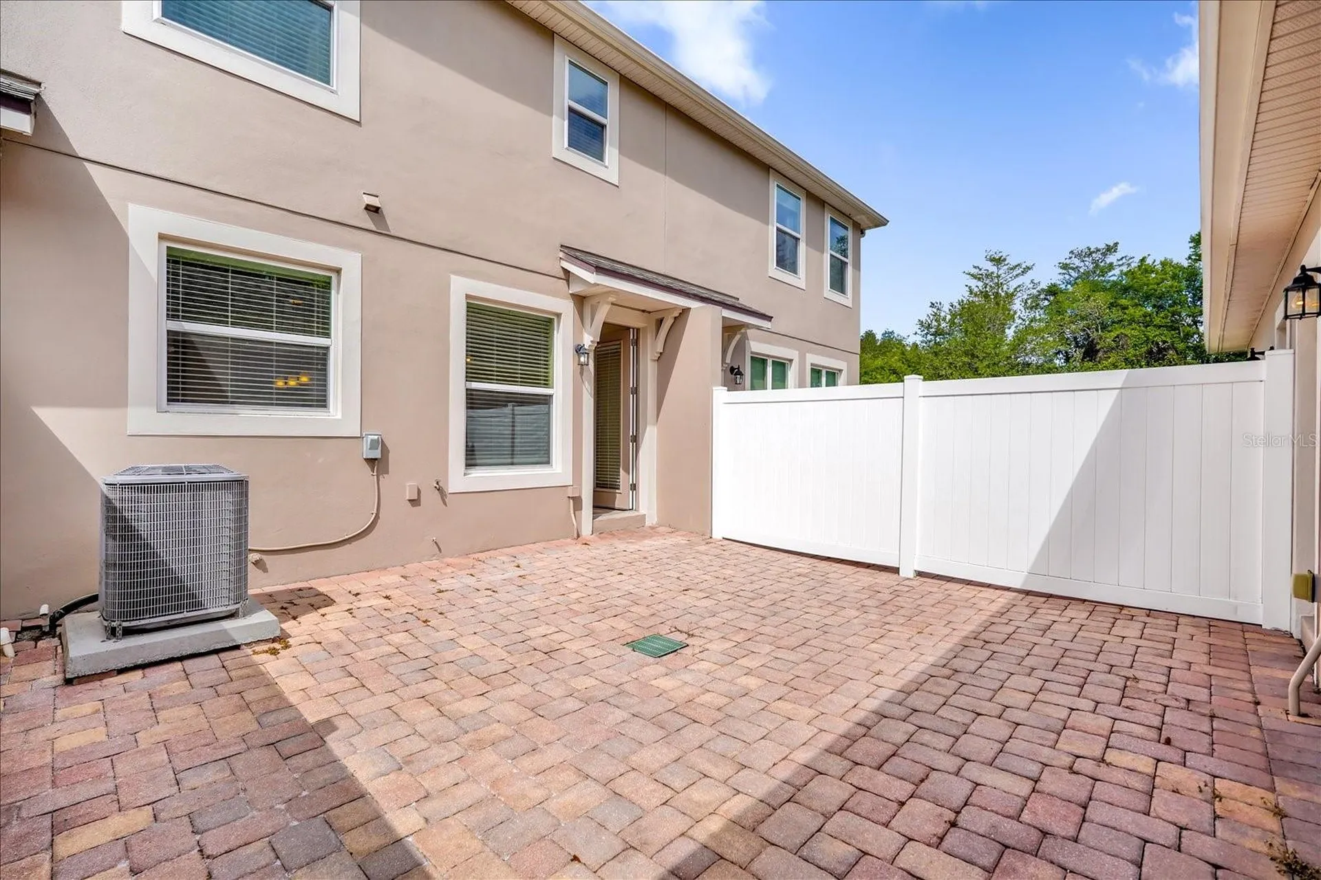 8943 Hildreth Avenue Orlando FL 32832