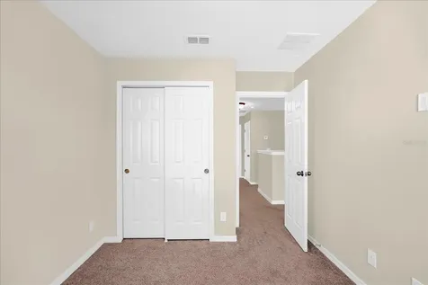 8943 Hildreth Avenue Orlando FL 32832