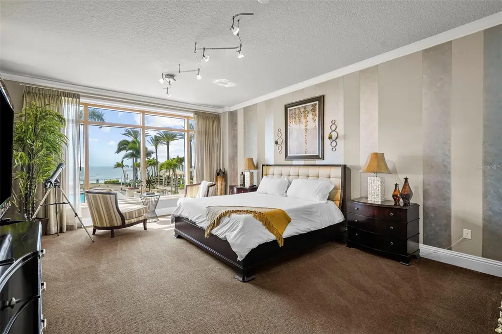 470 Mandalay Avenue Clearwater Beach FL 33767