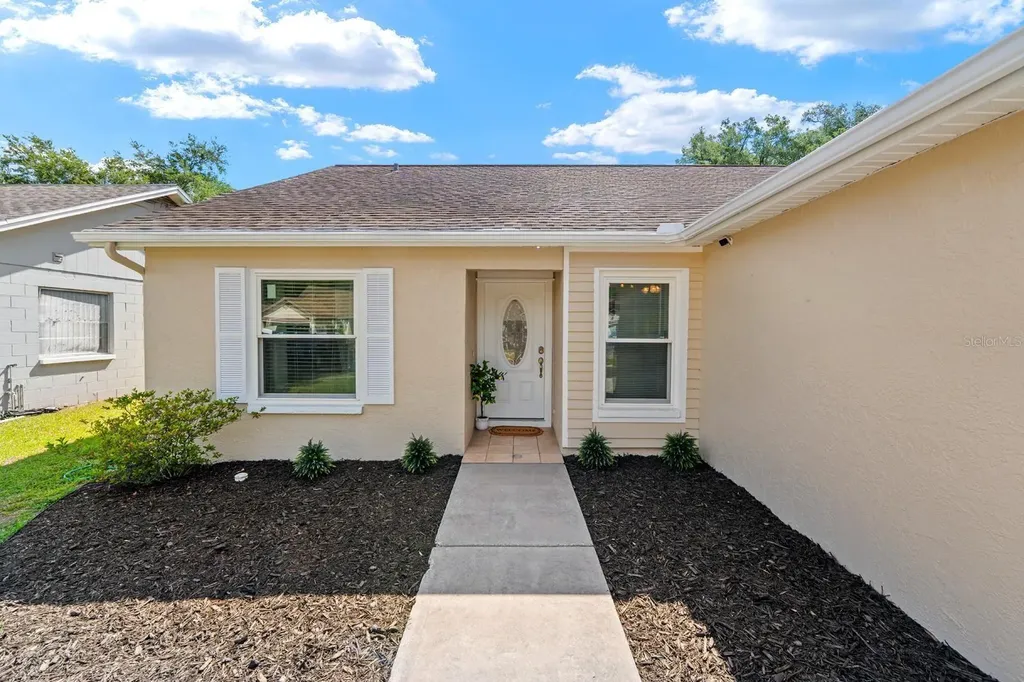 2022 Rudder Drive Valrico FL 33594