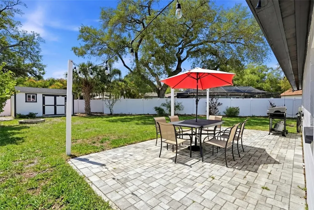 3412 W Bay Avenue Tampa FL 33611