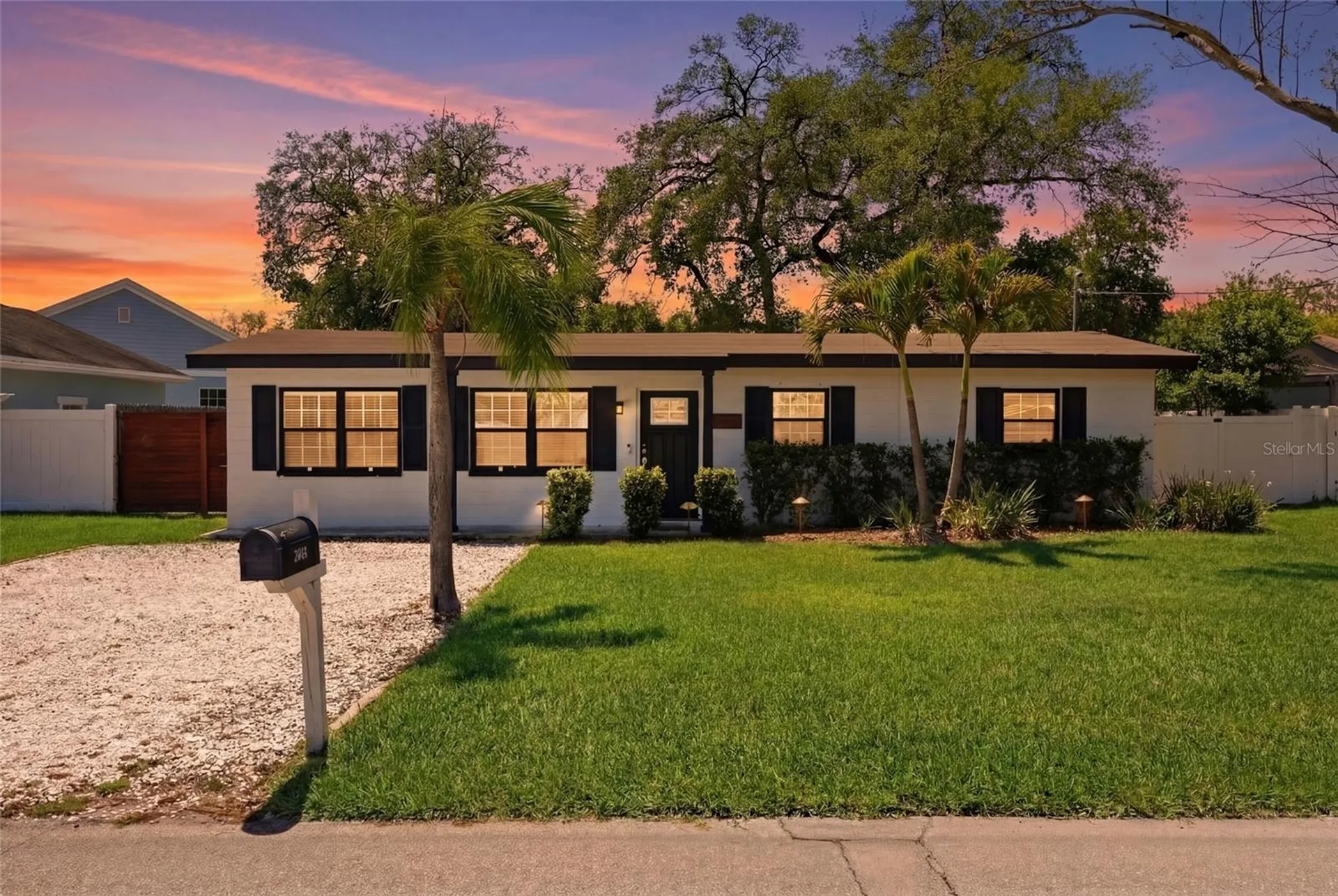 3412 W Bay Avenue Tampa FL 33611