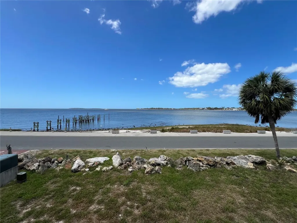 850 3rd Street Cedar Key FL 32625