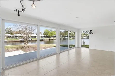 1299 N Seagull Point Crystal River FL 34429