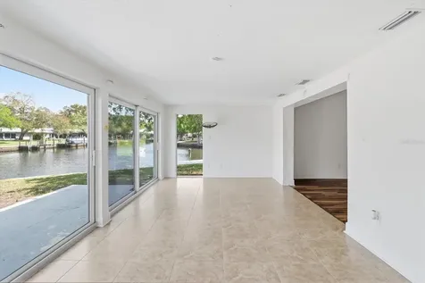 1299 N Seagull Point Crystal River FL 34429