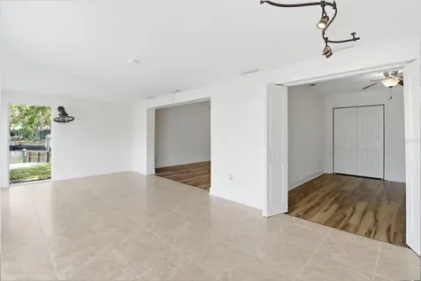 1299 N Seagull Point Crystal River FL 34429