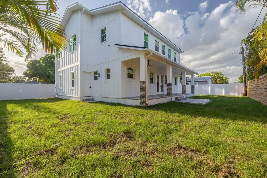 3317 15th Street N St Petersburg FL 33704
