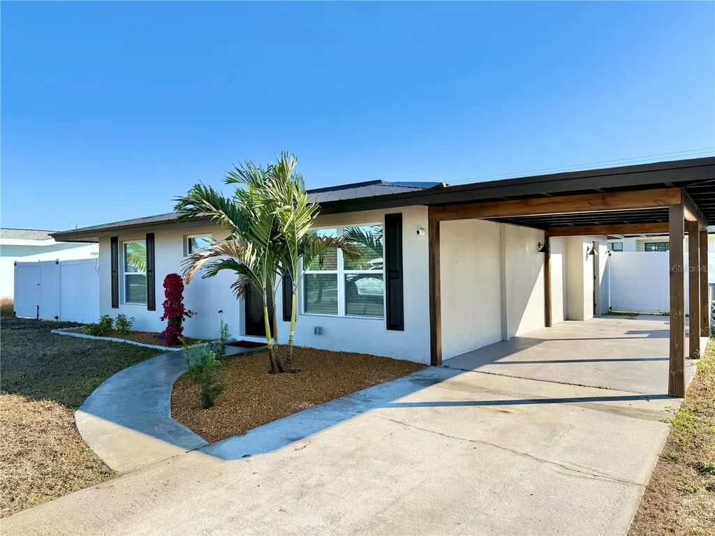 3324 Port Charlotte Boulevard Port Charlotte FL 33952