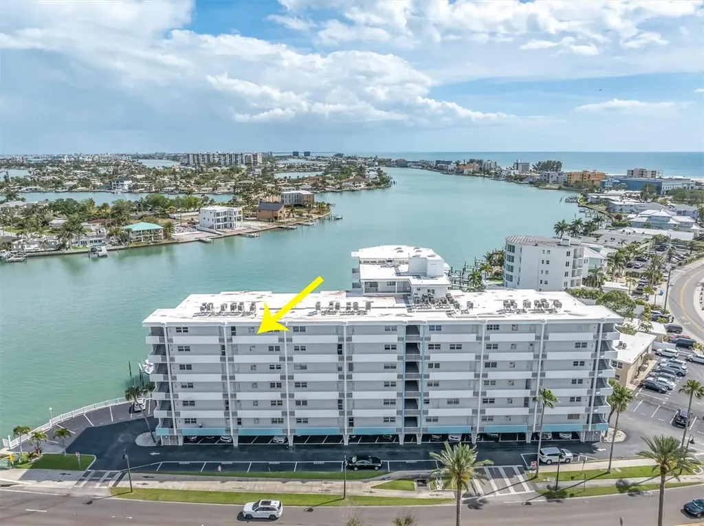 285 107th Avenue Treasure Island FL 33706