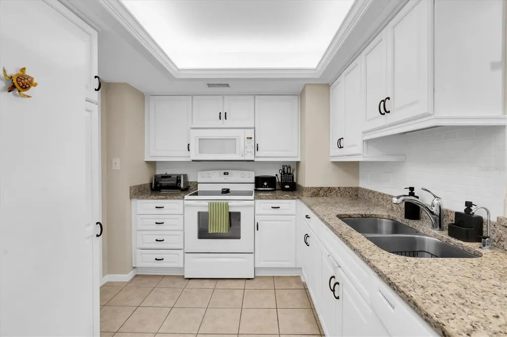 285 107th Avenue Treasure Island FL 33706