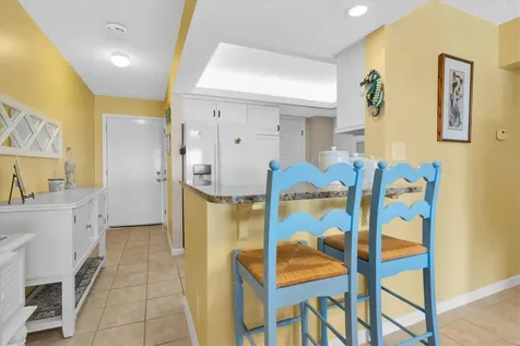 285 107th Avenue Treasure Island FL 33706