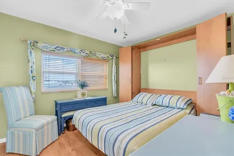 285 107th Avenue Treasure Island FL 33706