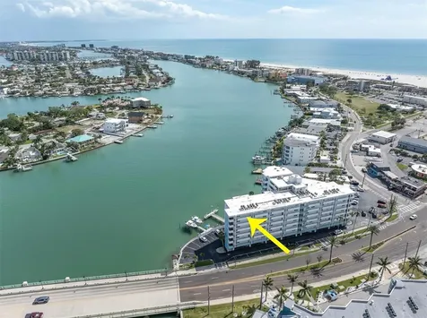 285 107th Avenue Treasure Island FL 33706