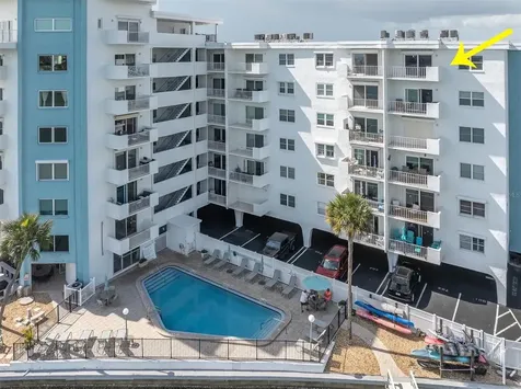 285 107th Avenue Treasure Island FL 33706