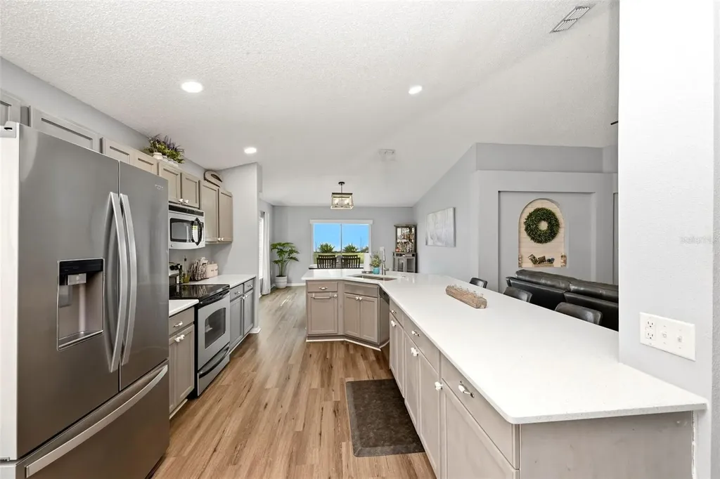 2257 Kingscrest Circle Apopka FL 32712