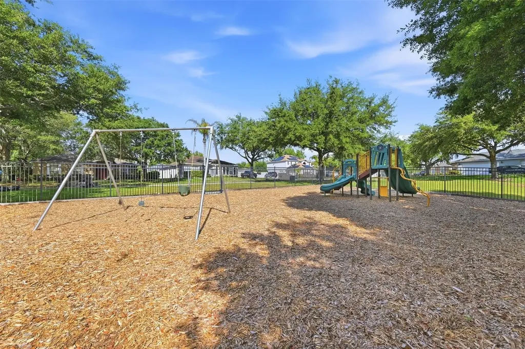 2257 Kingscrest Circle Apopka FL 32712