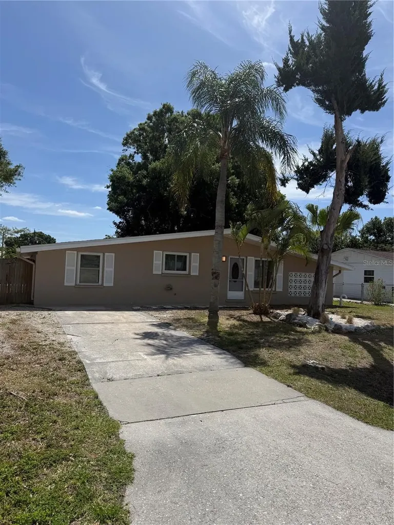 2911 Pafko Drive Sarasota FL 34232