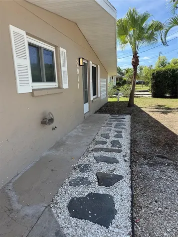 2911 Pafko Drive Sarasota FL 34232