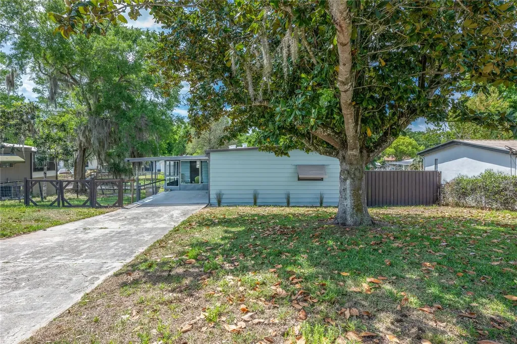 17320 Palm Drive Montverde FL 34756