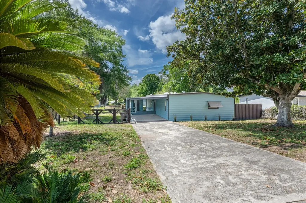 17320 Palm Drive Montverde FL 34756