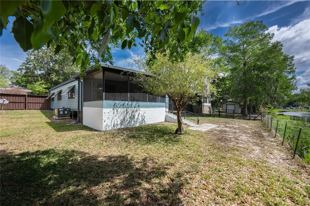 17320 Palm Drive Montverde FL 34756