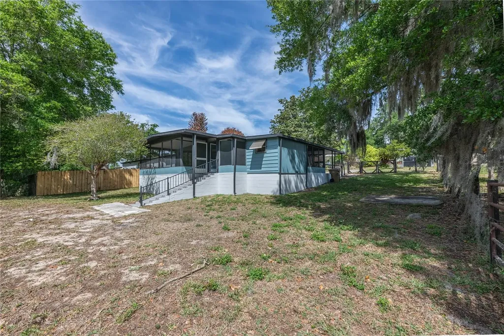 17320 Palm Drive Montverde FL 34756