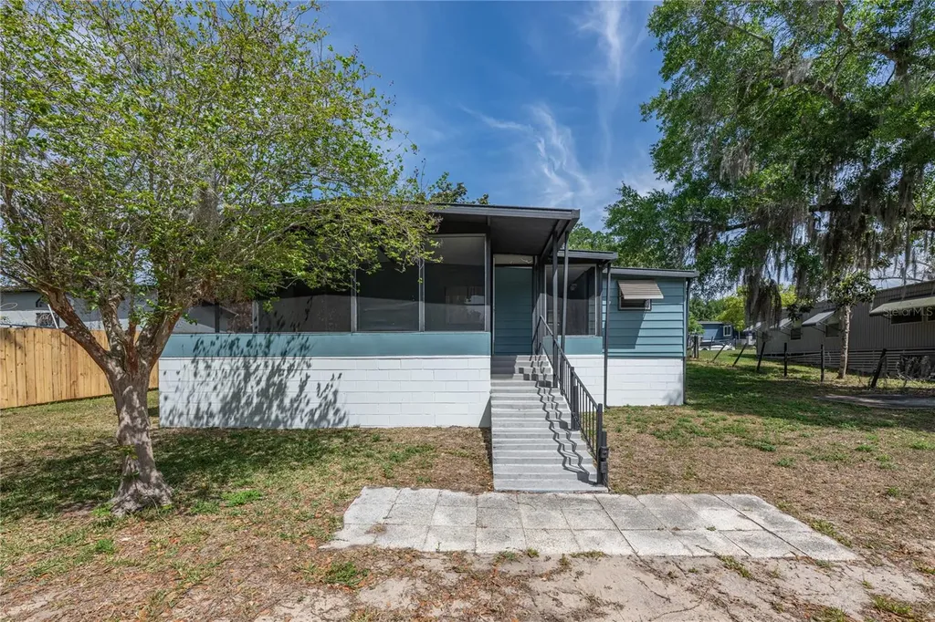 17320 Palm Drive Montverde FL 34756