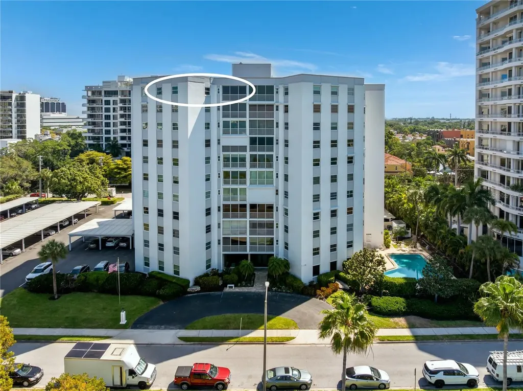 435 S Gulfstream Avenue Sarasota FL 34236