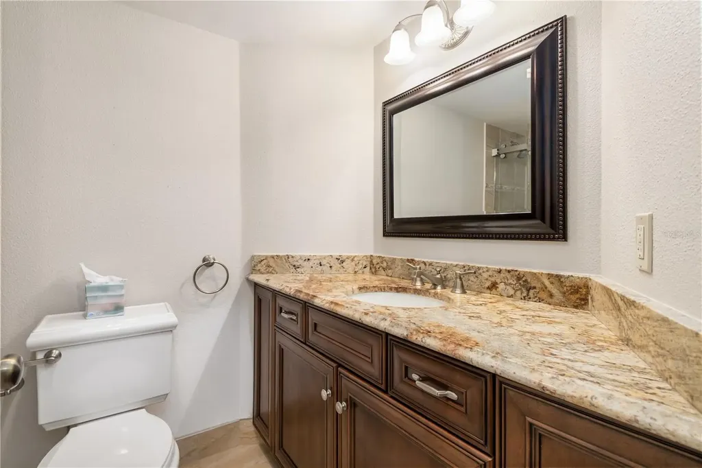 435 S Gulfstream Avenue Sarasota FL 34236