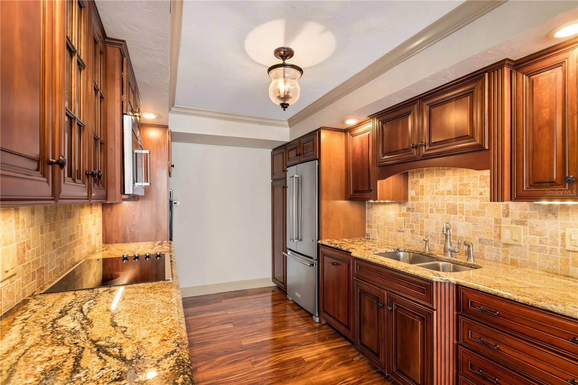 435 S Gulfstream Avenue Sarasota FL 34236