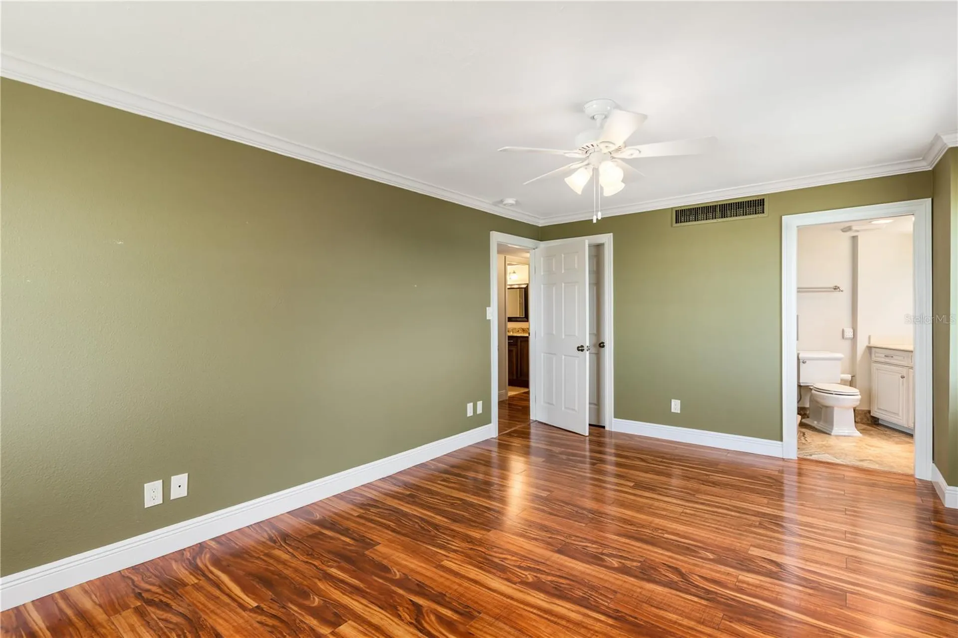 435 S Gulfstream Avenue Sarasota FL 34236
