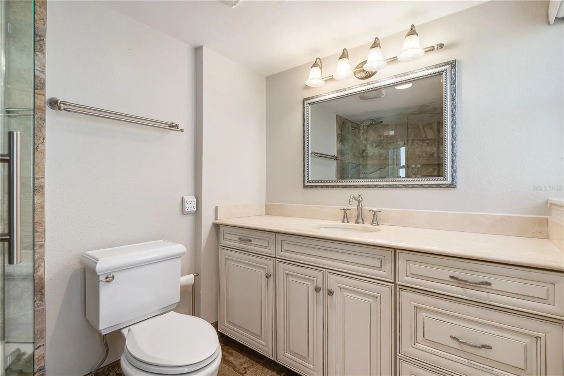 435 S Gulfstream Avenue Sarasota FL 34236