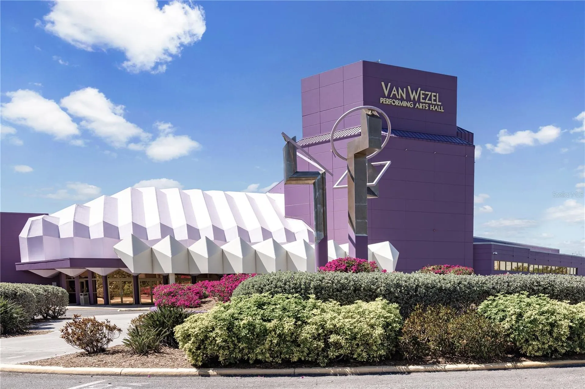 435 S Gulfstream Avenue Sarasota FL 34236