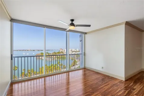 435 S Gulfstream Avenue Sarasota FL 34236