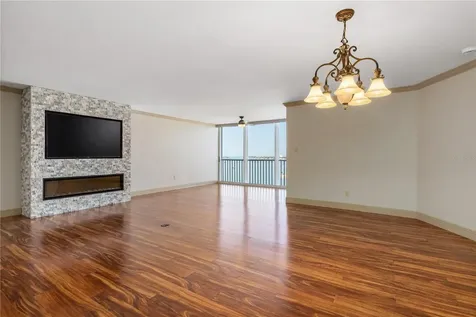 435 S Gulfstream Avenue Sarasota FL 34236