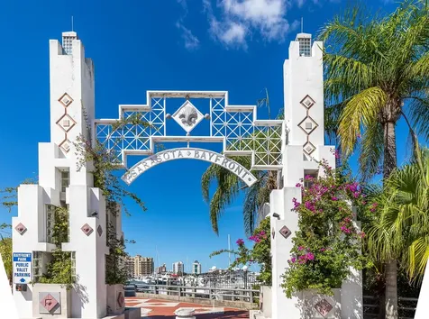 435 S Gulfstream Avenue Sarasota FL 34236