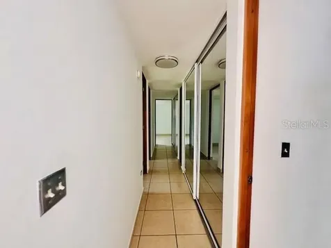08 Santa Cecilia Caguas PR 00725