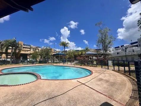 08 Santa Cecilia Caguas PR 00725