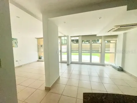 08 Santa Cecilia Caguas PR 00725