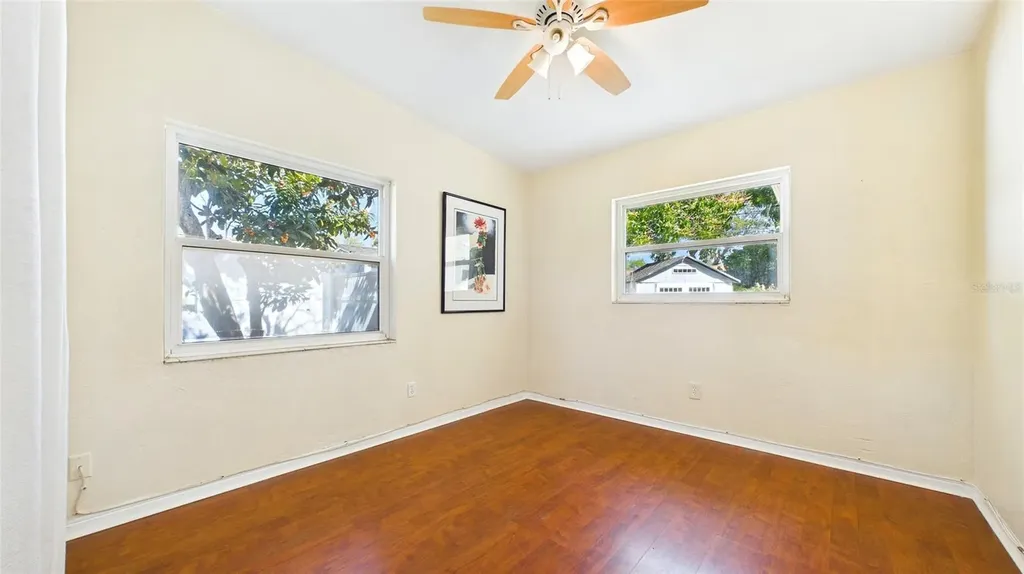 6447 17th Place N St Petersburg FL 33710