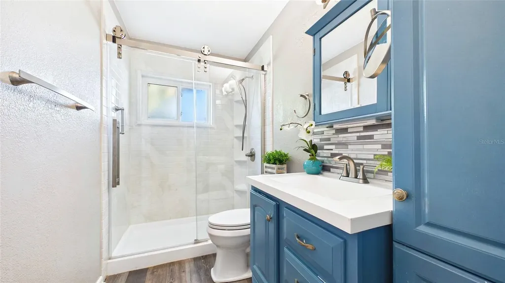 6447 17th Place N St Petersburg FL 33710