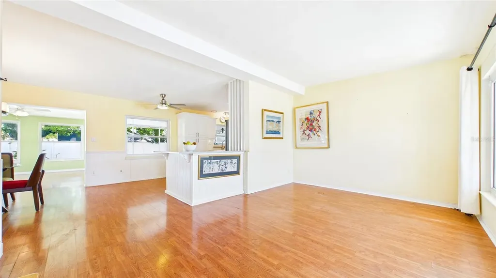 6447 17th Place N St Petersburg FL 33710