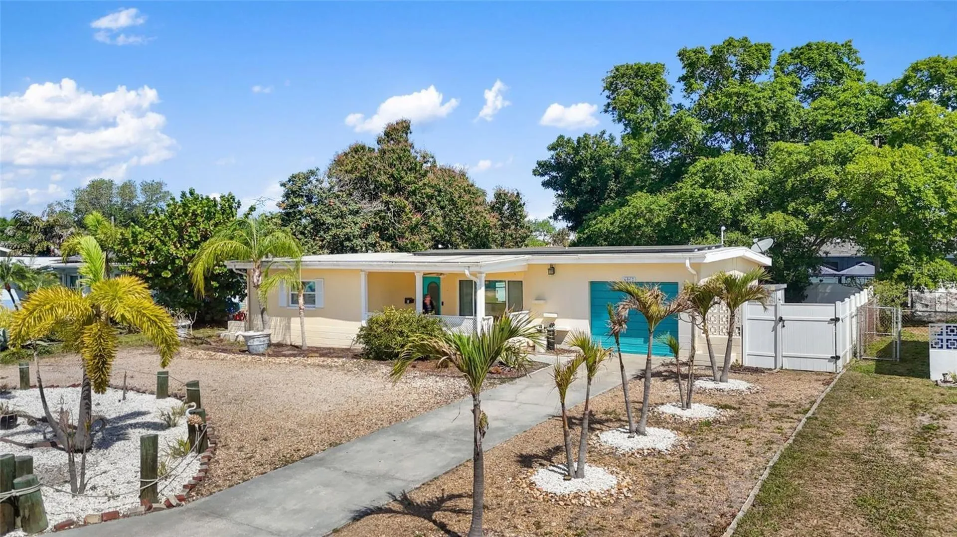6447 17th Place N St Petersburg FL 33710