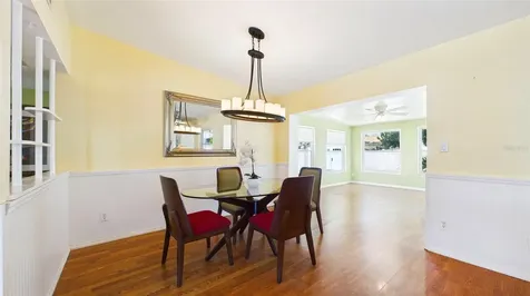 6447 17th Place N St Petersburg FL 33710