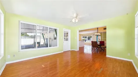 6447 17th Place N St Petersburg FL 33710