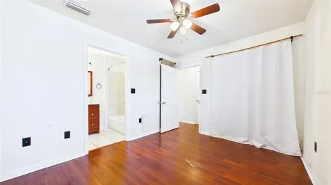 6447 17th Place N St Petersburg FL 33710