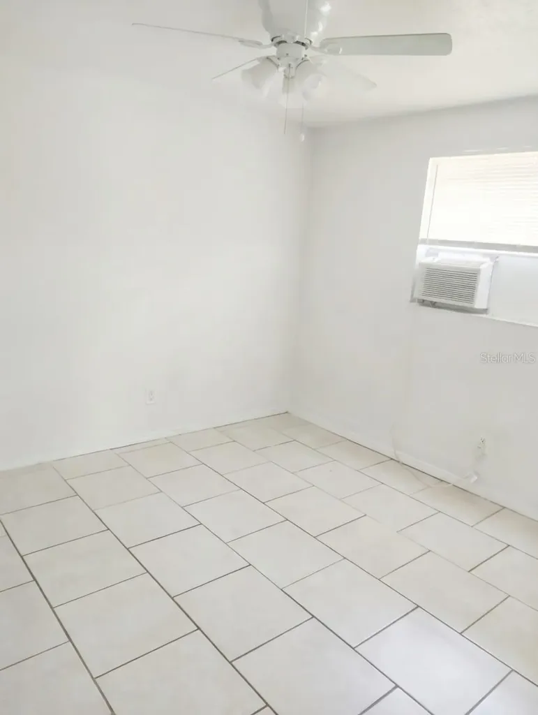 5204 N 45th Street Tampa FL 33610