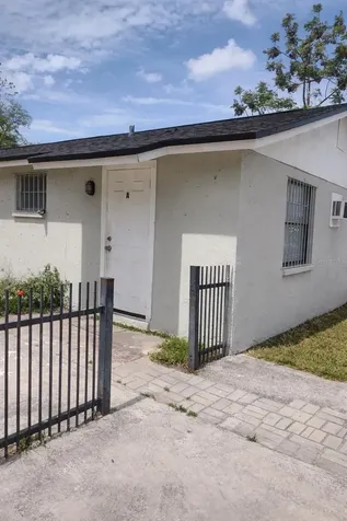 5204 N 45th Street Tampa FL 33610